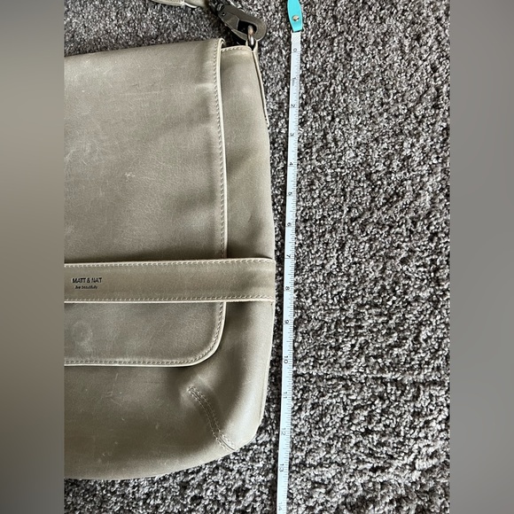 Mat and Nat purse - Picture 2 of 9